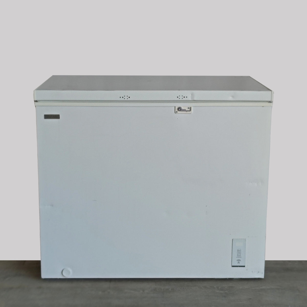 Vissani 8.8 cu. ft. Smart, Convertible, Garage Ready Chest Freezer MDCF9WH