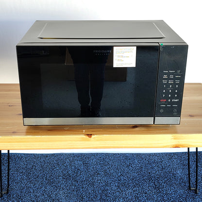 Frigidaire Gallery 24 in. Built-In Microwave in Stainless Steel with Sensor Cook GMBS3068BF