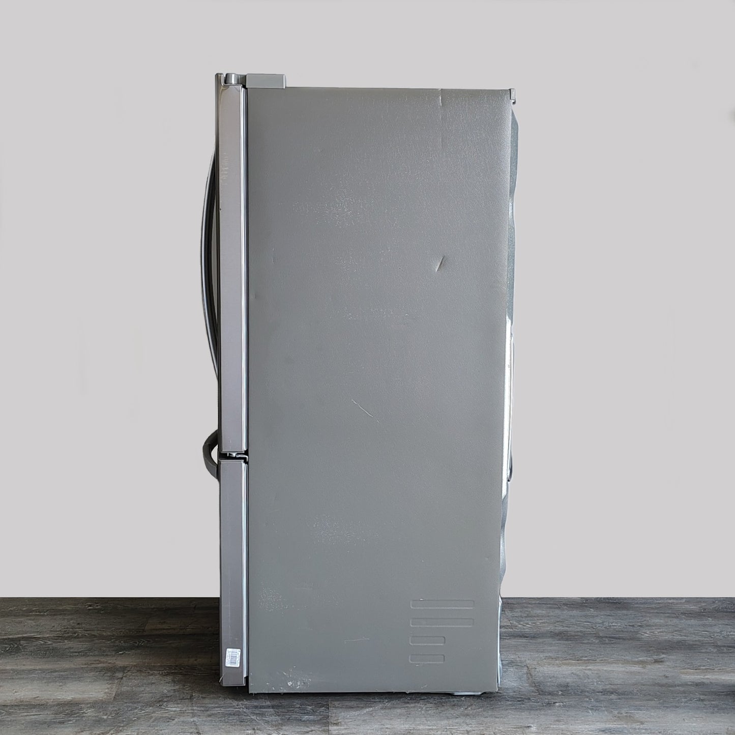 LG 30 in. W 22 cu. ft. French Door Refrigerator with Ice Maker in Stainless Steel LFCS22520S